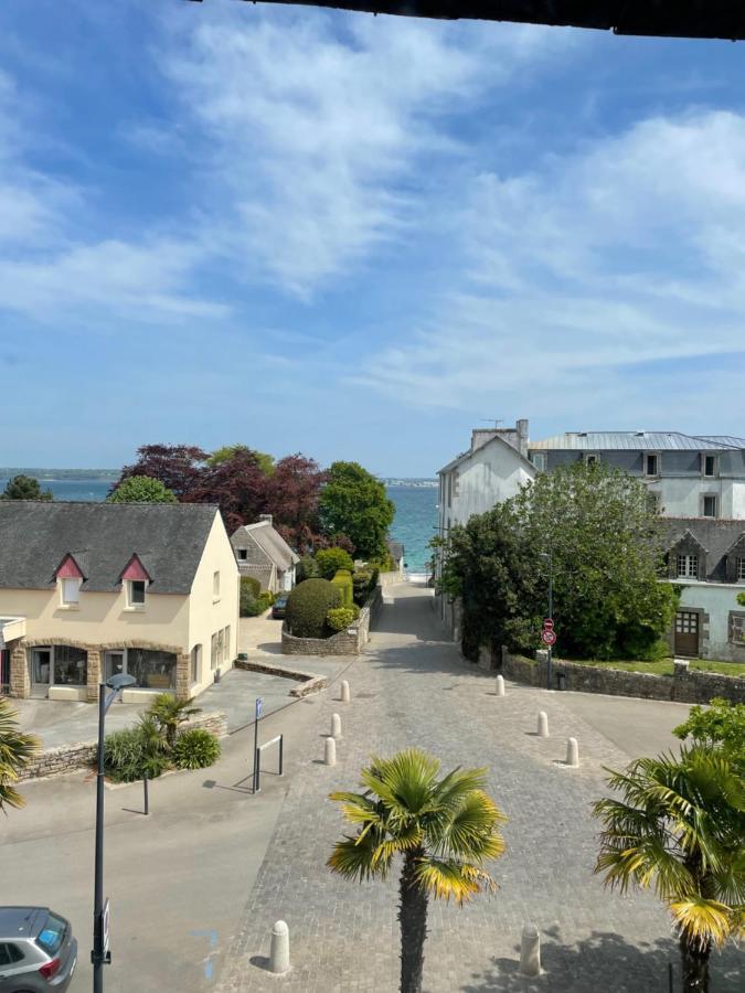 Hotel De La Cale Fouesnant Bagian luar foto
